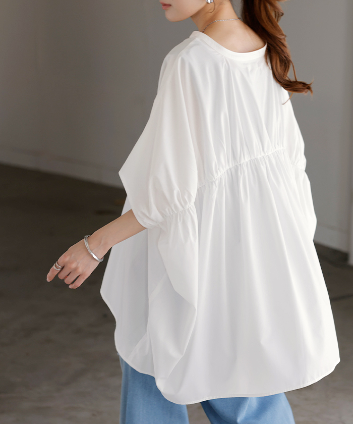 シャツ シャーリング スキッパー レディース トップス ブラウス ロング ロングシャツ チュニック 抜き襟 ポケット 半袖 五分袖 長い 無地 | HUG.U | 01