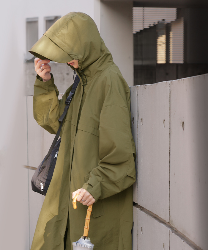 レインコート アウター 撥水 軽量 レディース 自転車 ロング マンパ マウンテンパーカー フード付き ツバ付き 取り外し可能 体型カバー 大きいサイズ | HUG.U | 01