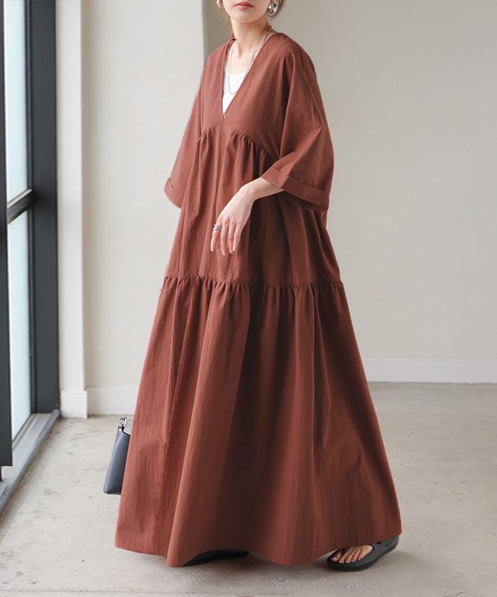 ワンピース ロング ティアード レディース ワンピ ロングワンピース Aライン フレア Vネック マキシ ワッシャー シワ加工 綿 無地 軽い レイヤード ボリューム | HUG.U | 03