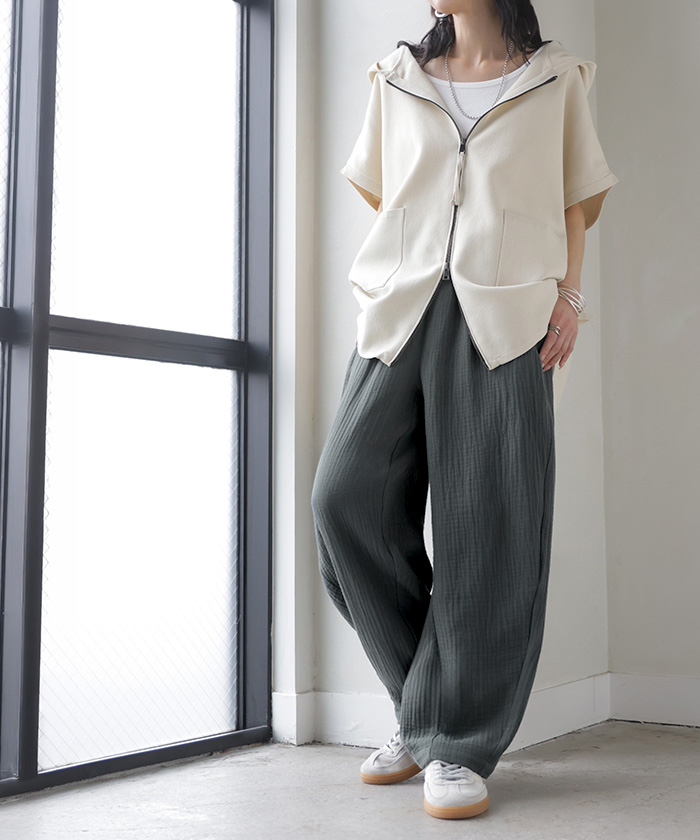 パンツ 綿100 ガーゼ バレルレッグパンツ レディース ロング ロングパンツ バレル ワイド ワイドパンツ トリプル コットン 涼しい 体型カバー ボトムス ボトム | HUG.U | 03