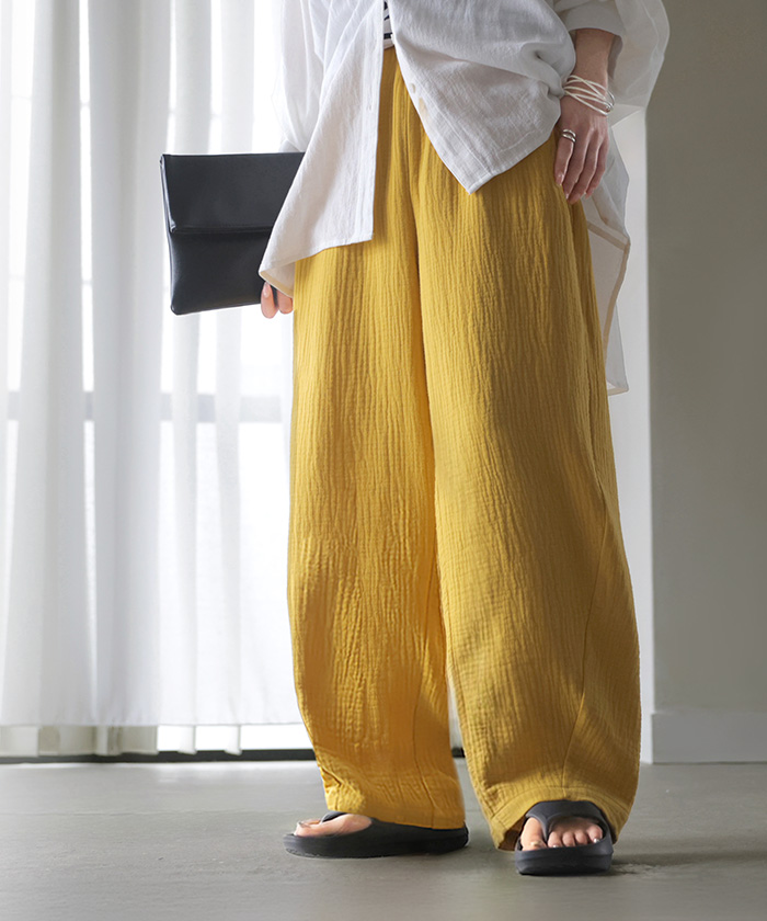 パンツ 綿100 ガーゼ バレルレッグパンツ レディース ロング ロングパンツ バレル ワイド ワイドパンツ トリプル コットン 涼しい 体型カバー ボトムス ボトム | HUG.U | 01