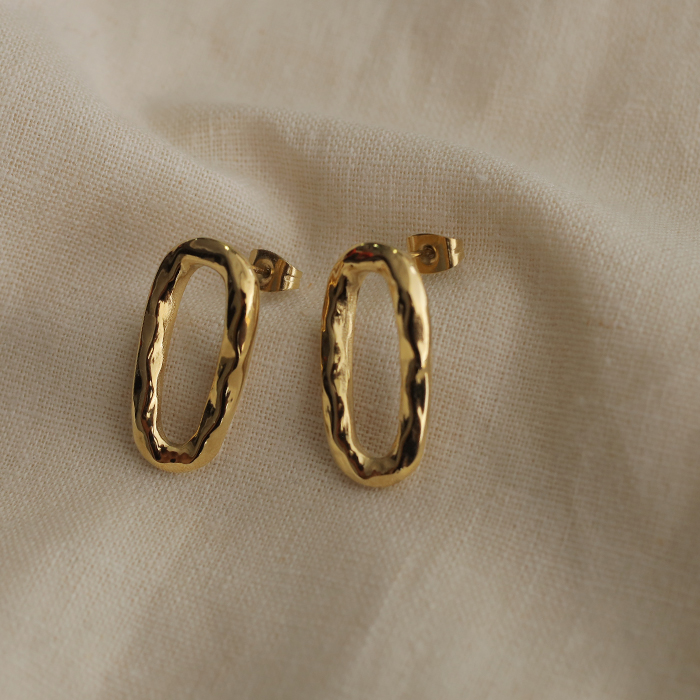 ピアス レディース 金属アレルギー対応 サージカルステンレス ゴールド シルバー 錆びにくい おしゃれ ウェーブ アクセサリー | HUG.U | 01