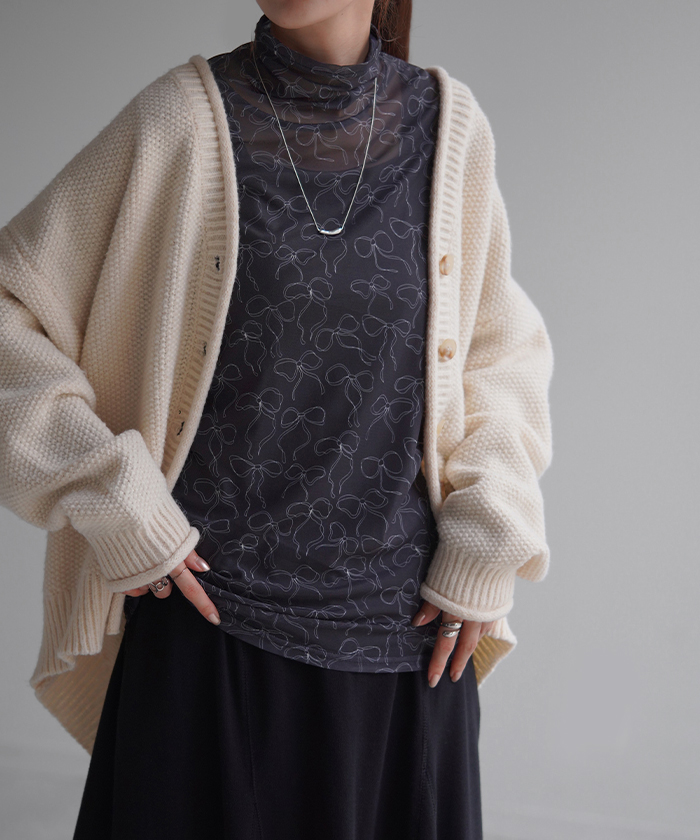 リボン柄長袖タートルネックトップス HUG.U インナー シアー リボン レディース トップス レース 総柄