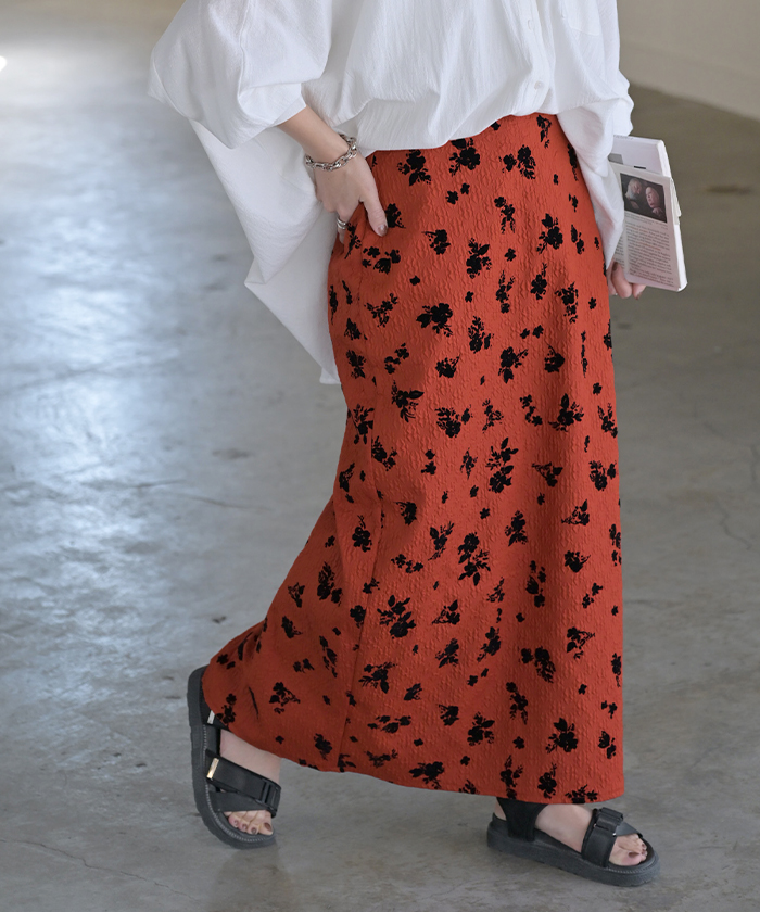 HUG.U（ハグユー） スカート 花柄 フロッキー レディース ジャガード