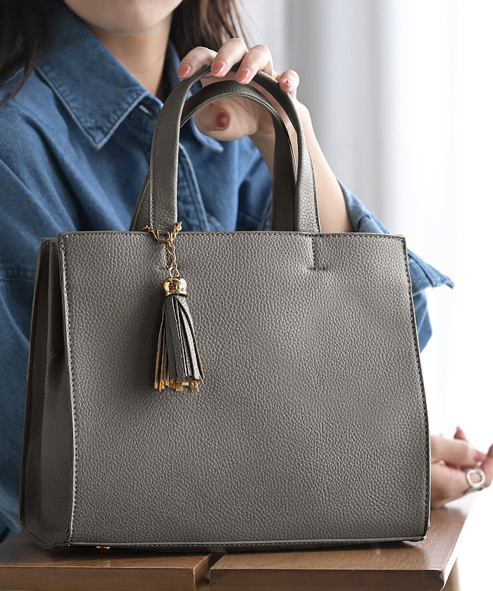 HUG.U（ハグユー） トート バッグ フェイクレザー タッセル レディース