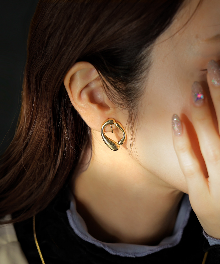 イヤリング ピアスに見える イヤカフ イヤーカフ シルバー ゴールド ノンホール ウェーブ ねじり ぷっくり アクセサリー アクセ フープ フープイヤリング | HUG.U | 02