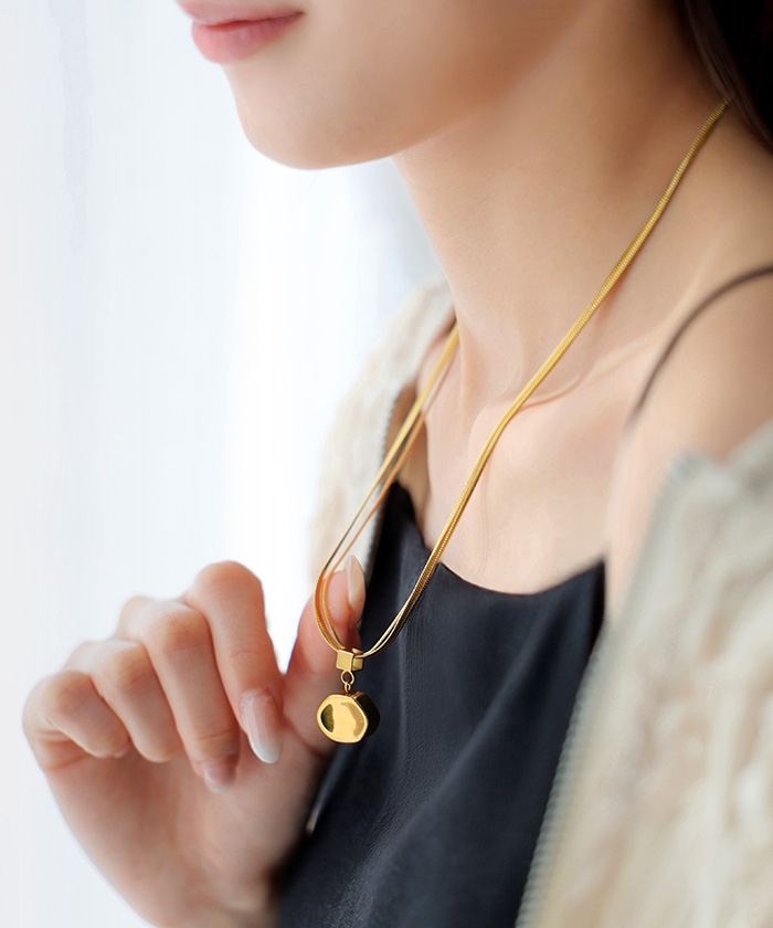 ネックレス サージカルステンレス 2連 ペンダント アクセサリー シルバー ゴールド 金属アレルギー 金アレ 錆びにくい アクセ スネークネックレス チェーン | HUG.U | 02