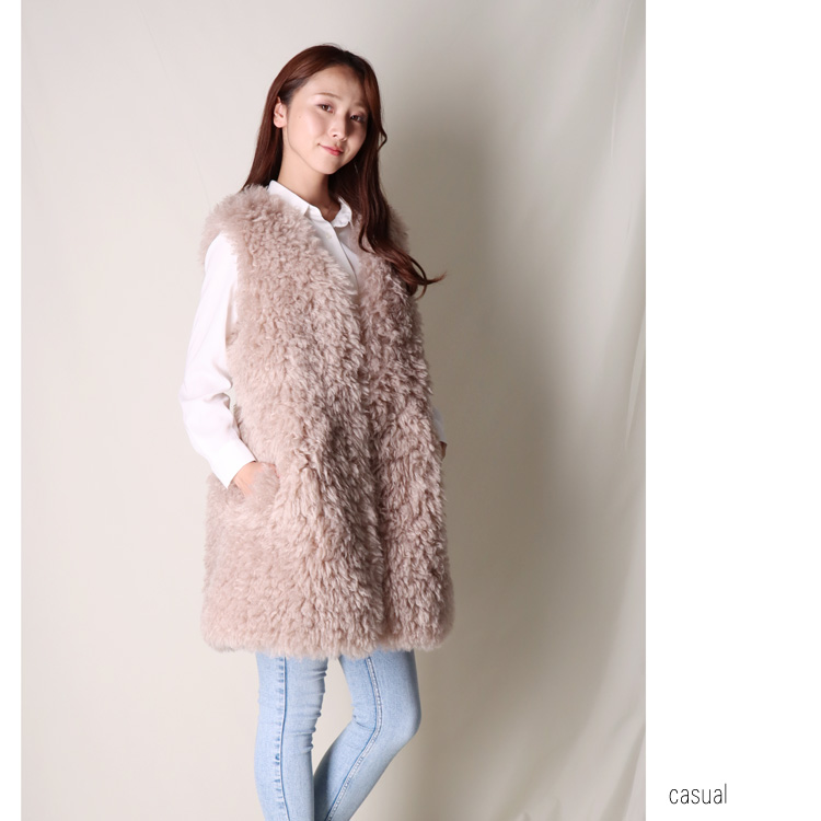 専用✨極美品✨BEIGE, 　ベイジ　ファー　ロングジレ　フード　ベスト　ラム 専用✨極美品✨BEIGE, ベイジ ファー ロングジレ フード ベスト ラム