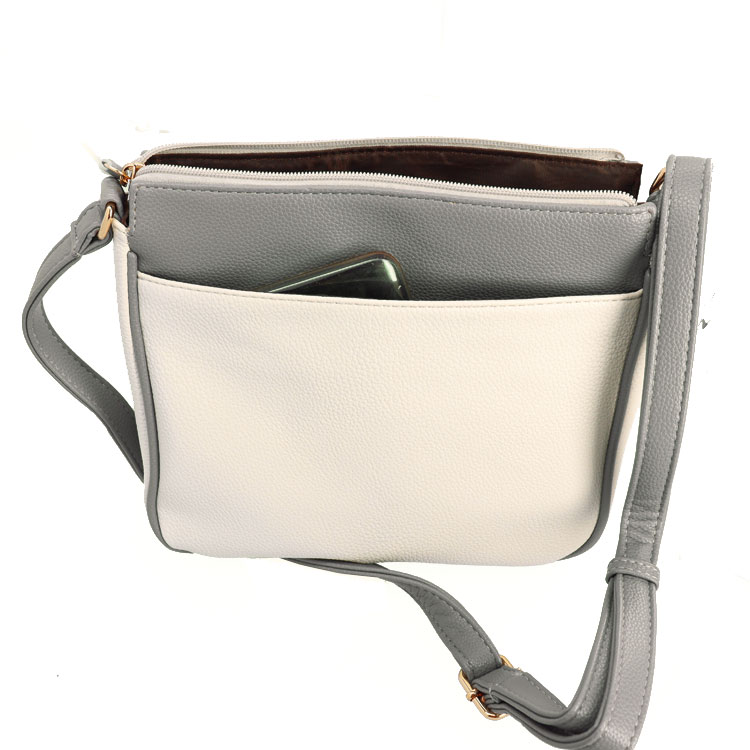 ユリ・コジマ 多機能 ショルダーバッグ 4283 斜め掛け 鞄 レディース