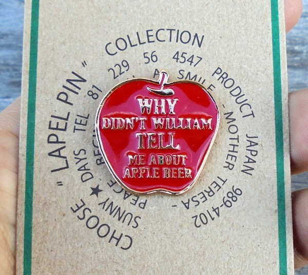 レターパックプラス対応 ラベルピン トラック カメラ 星条旗 U.S.フラッグ ネコ リンゴ りんご ポテト PINS ピンバッヂ ピンバッジ ピンズ バタフライクラッチ |  | 05