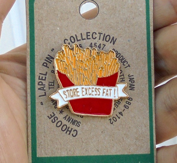 レターパックプラス対応 ラベルピン トラック カメラ 星条旗 U.S.フラッグ ネコ リンゴ りんご ポテト PINS ピンバッヂ ピンバッジ ピンズ バタフライクラッチ |  | 06