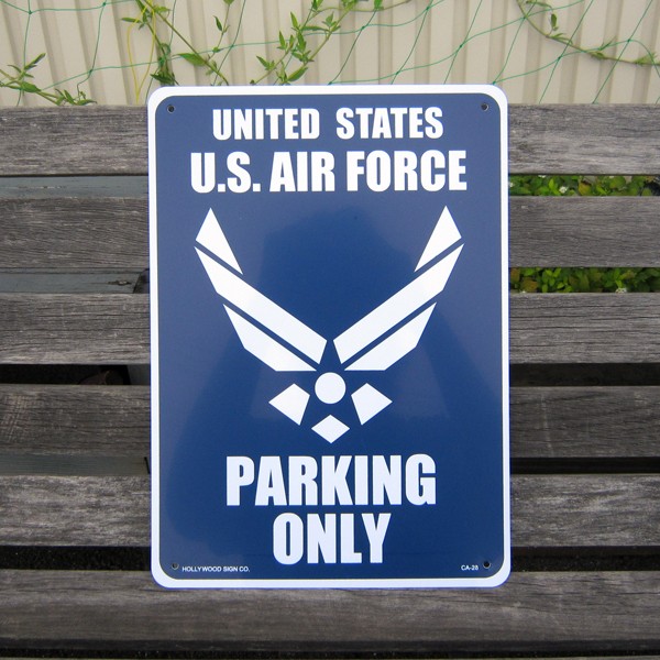 MADE IN USA 新品 US ミリタリー PARKING ONLY サインプレート