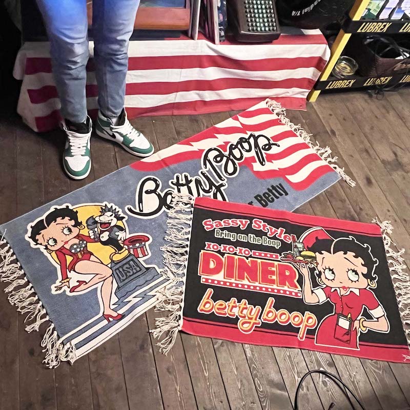 BETTY BOOP レターパックプラス対応 ベティブープ フロアマット
