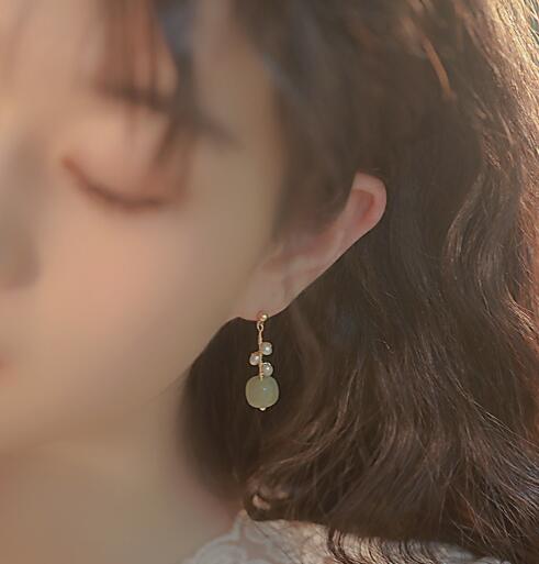 ピアス グリーンカラーゴールドピアス 新発売セール 大人 かわいい