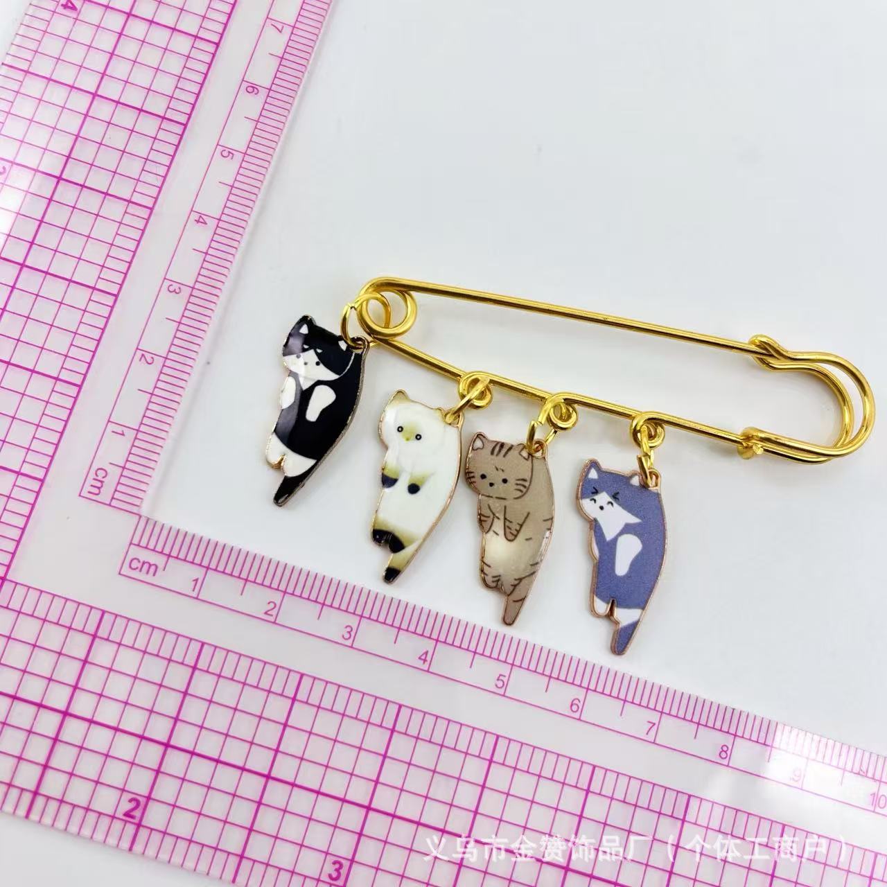 ブローチ【送料無料】にゃんこパレード 安全ピンブローチ 新発売セール