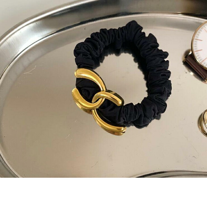 【ワンランク上のヘアアレンジに♪】シャネル チェーン シュシュ CHANEL】シャネル チェーン リボン ヘア シュシュ (CHANEL/ヘア