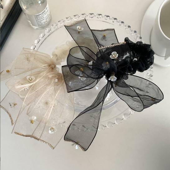 バーバリーリボンタイ 未使用近 ベージュ キッズ ゴム 美品 お直し品 ゴム バーバリーリボンタイ 未使用近 ベージュ キッズ ゴム 美品 お