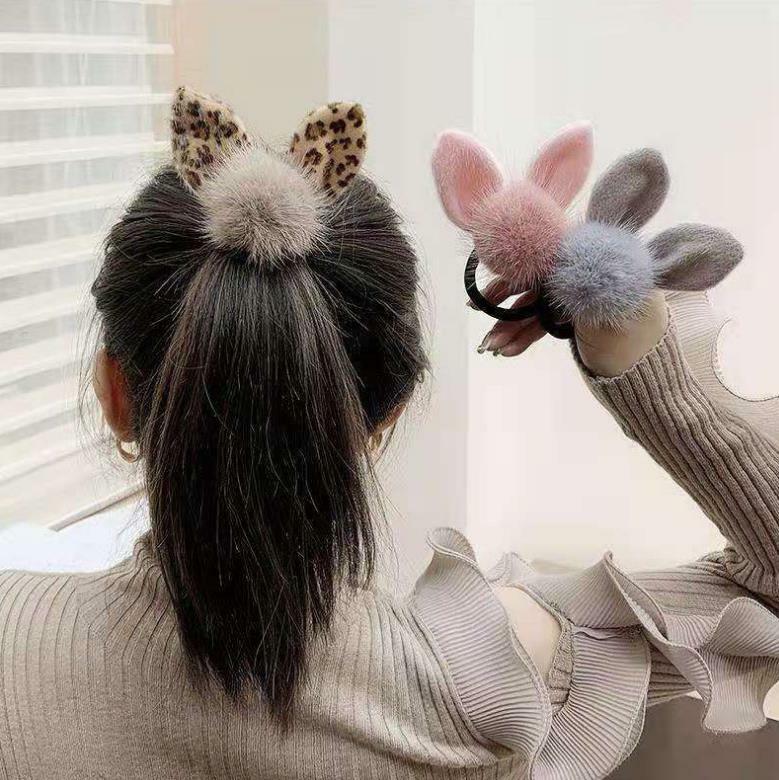 ヘアゴム アニマルモチーフファーポンポンスムースゴム おとな