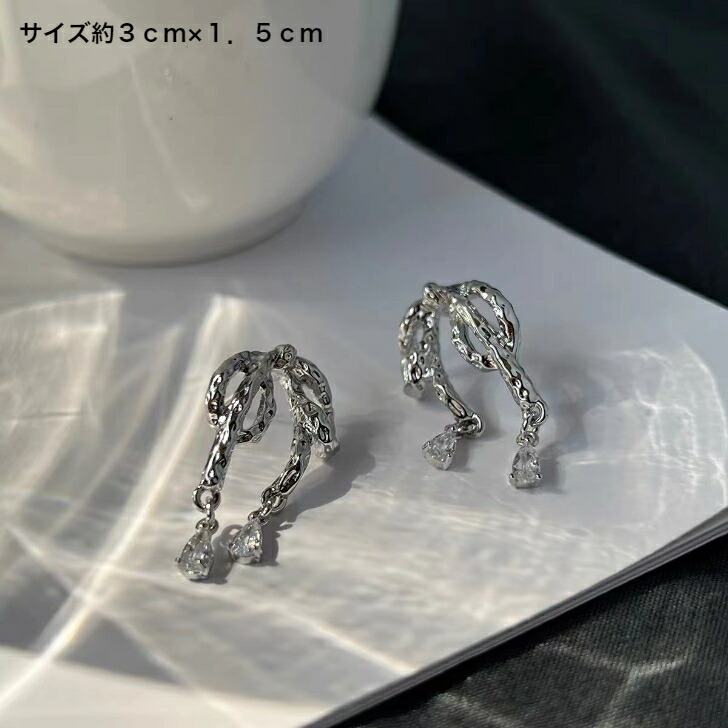 新色　オルテガ　タッセル　リボン　ネイティブ　白　グレー　ピアス　イヤリング 新色オルテガタッセルリボンネイティブ白グレーピアスイヤリング