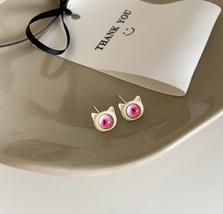 ピアスつけ耳付き★猫耳クリッププレゼント★アイシードールぴよdoll★ネオサイズ ピアス リアル猫目ピアス 送料無料 ねこ キャッツアイ ピンク