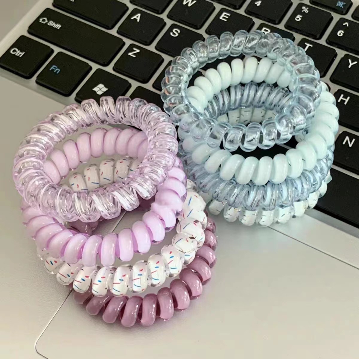 ヘアゴム 4デザインセットパステルカラースプリングヘアゴム 送料無料