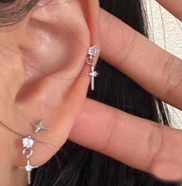 ピアス クロスデザインシルバープチピアス 送料無料 大人 かわいい