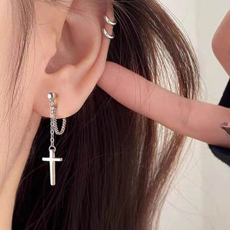 ピアス クロスデザインシンプルシルバーピアス 送料無料 大人 かわいい