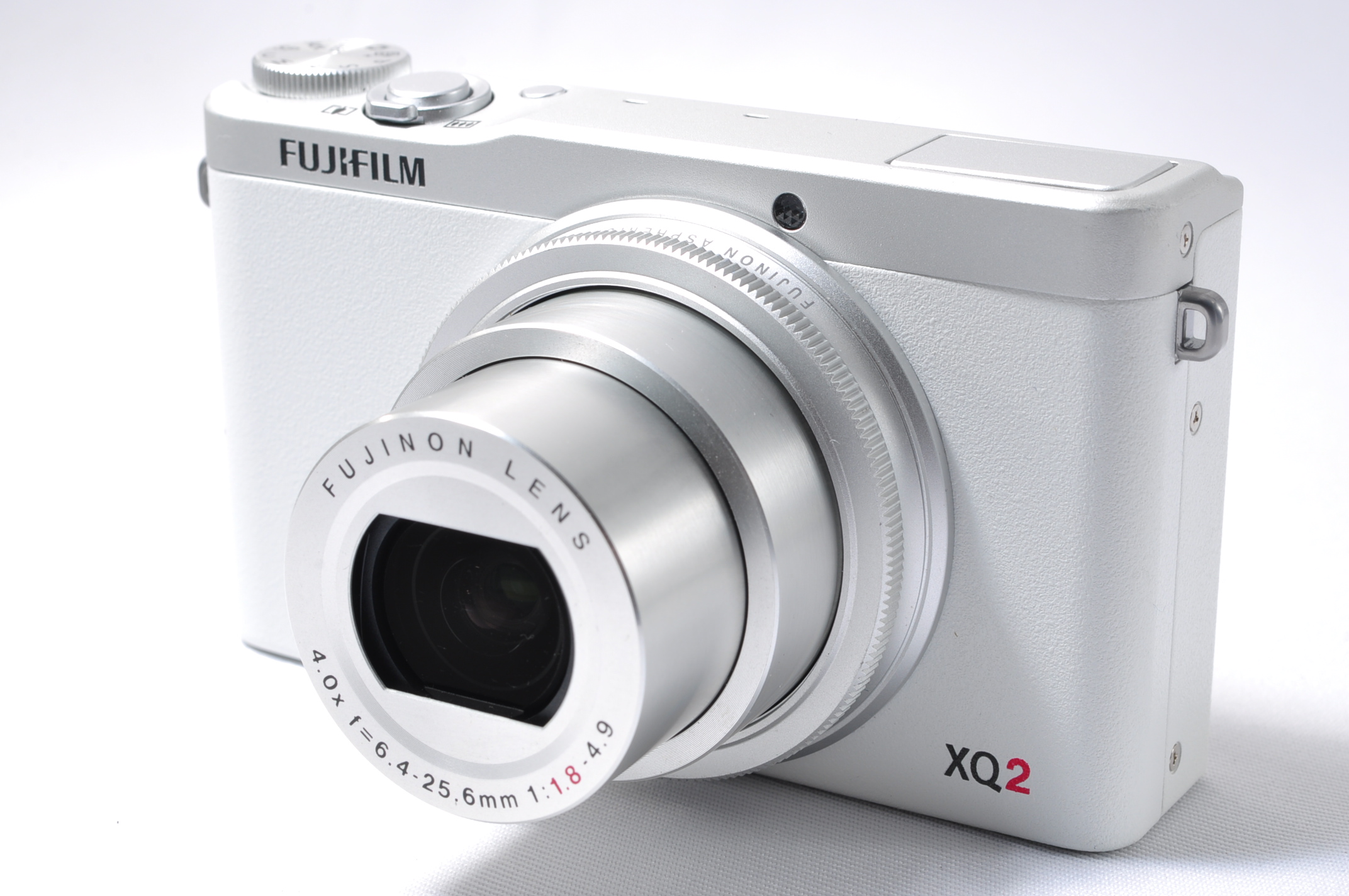 富士フイルム FUJIFILM プレミアムコンパクトデジタルカメラ XQ2