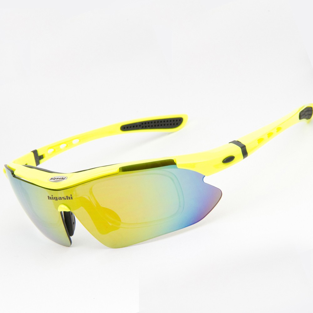 折りたたみサングラス UV400 紫外線カット 専用ケース付き イエロー
