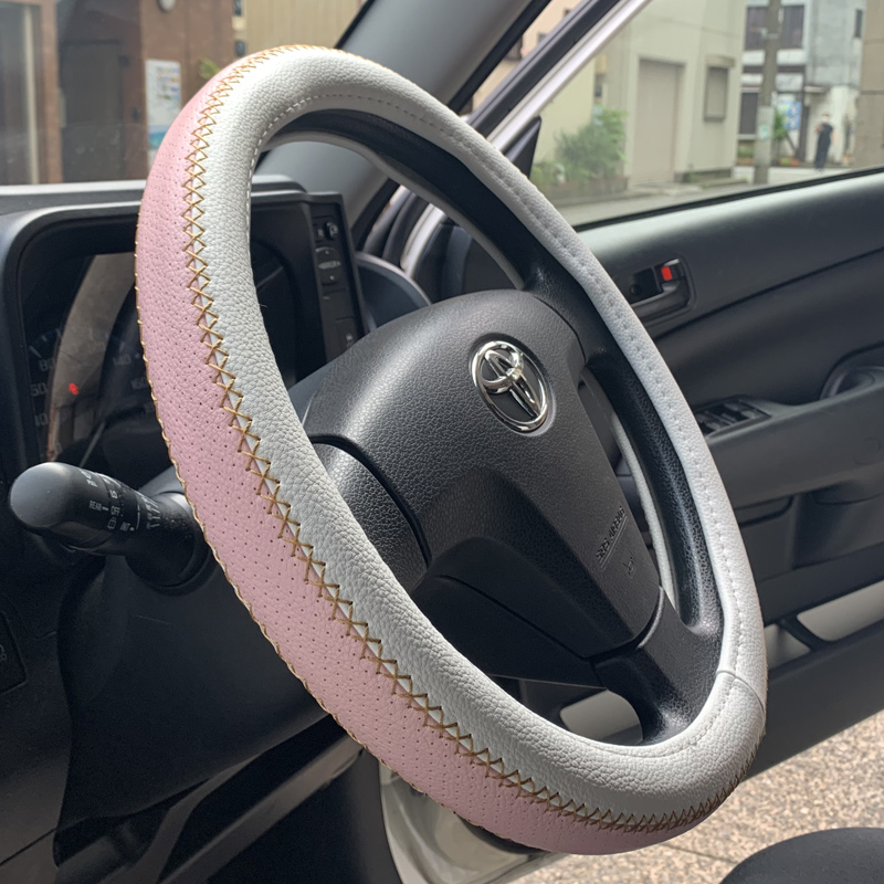 ハンドルカバー 軽自動車 おしゃれ sサイズ ステアリングカバー 編み込み かわいい 薄手 編み上げ 車 ステッチ 簡単取付 ミニバン O型 | ブランド登録なし | 03
