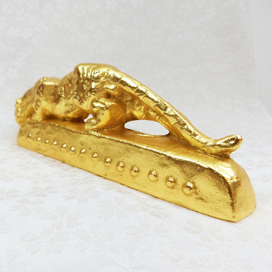 文鎮 虎視眈々｜北村西望：原型制作｜銀製金メッキ仕上げ ペーパー