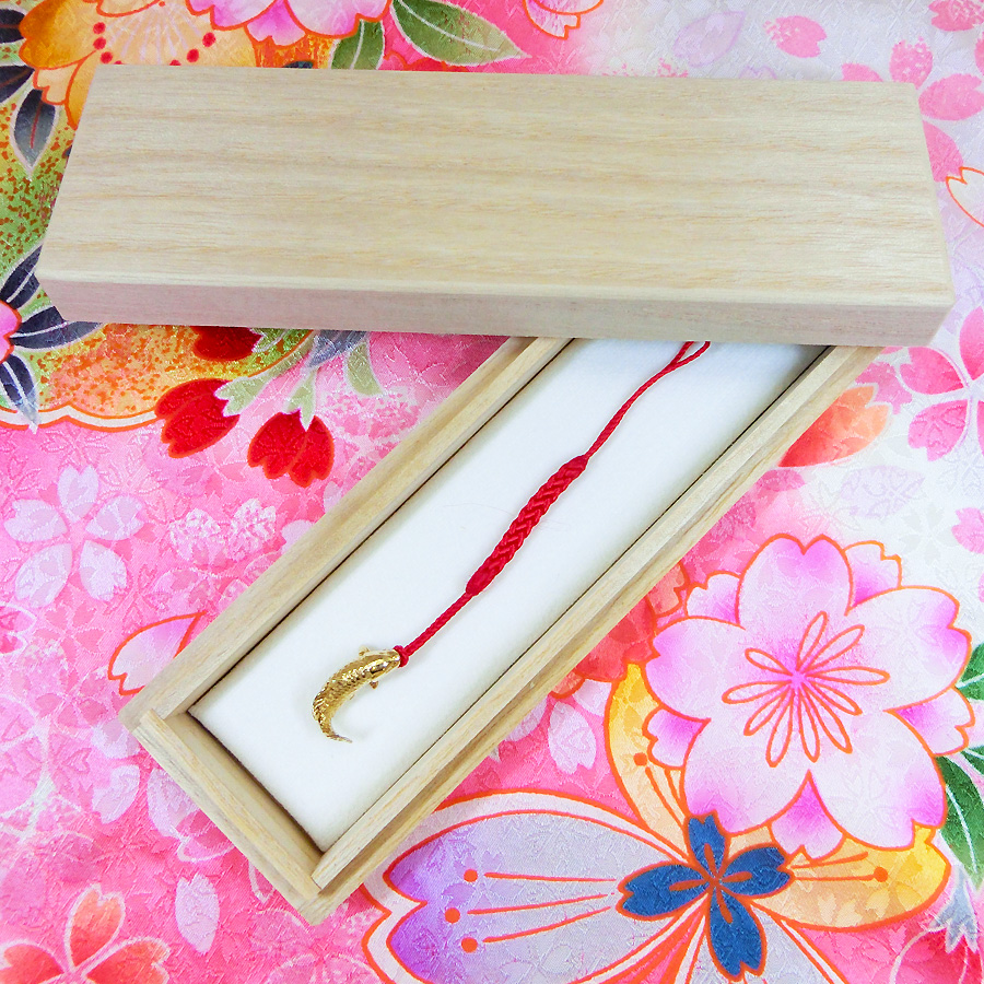 根付 鯉｜18金製アクセサリー : HIKARI GALLERYヤフー店 - 通販