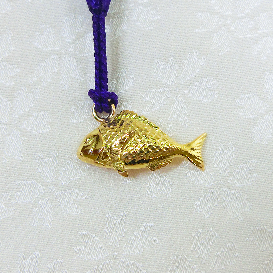 縁起物。金属製の鯛 Yahoo!オークション -「置物 鯛」(金属工芸) (工芸品)の落札相場