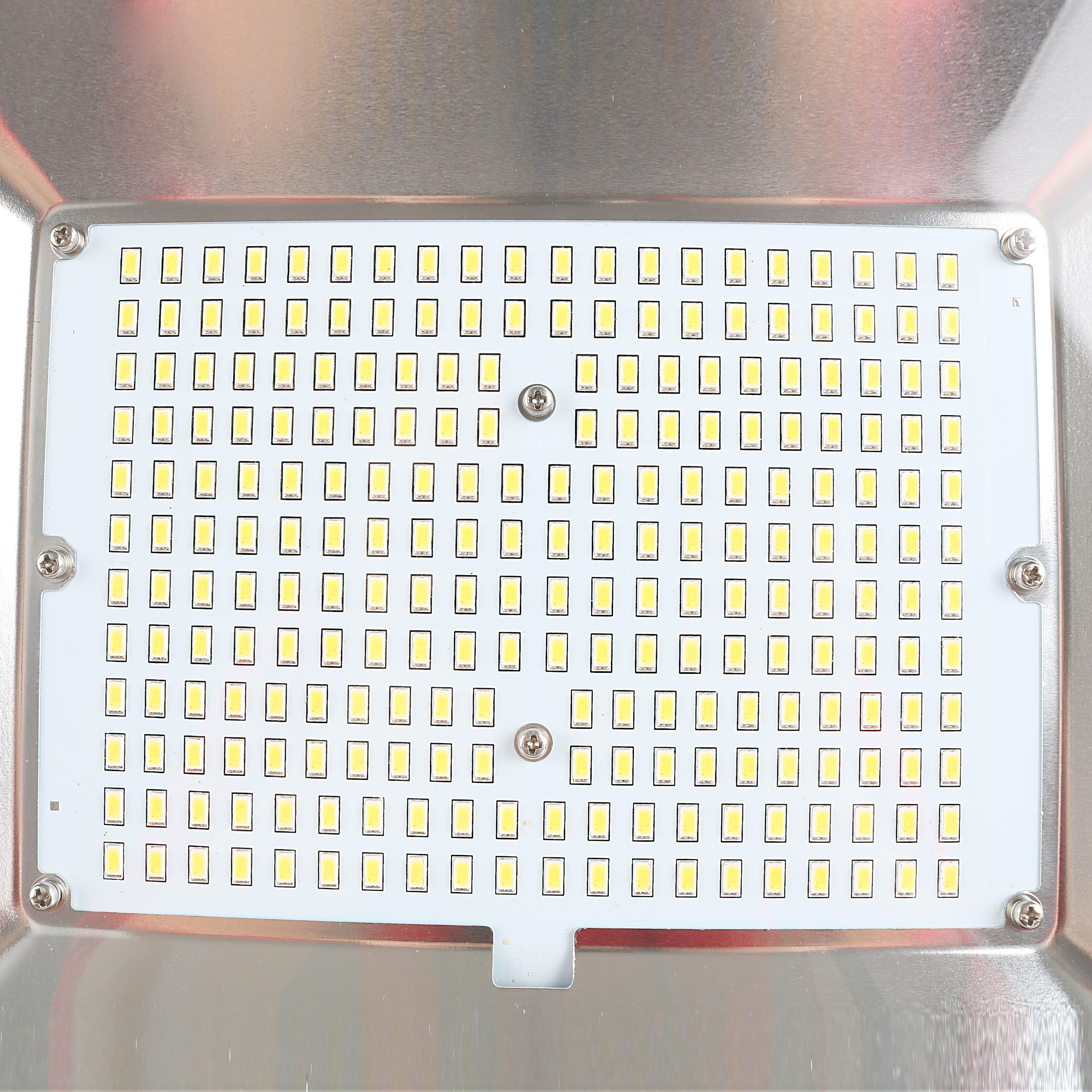 ブラックライト LED UVライト 投光器 390nm-405nm 紫外線 防水 IP65 