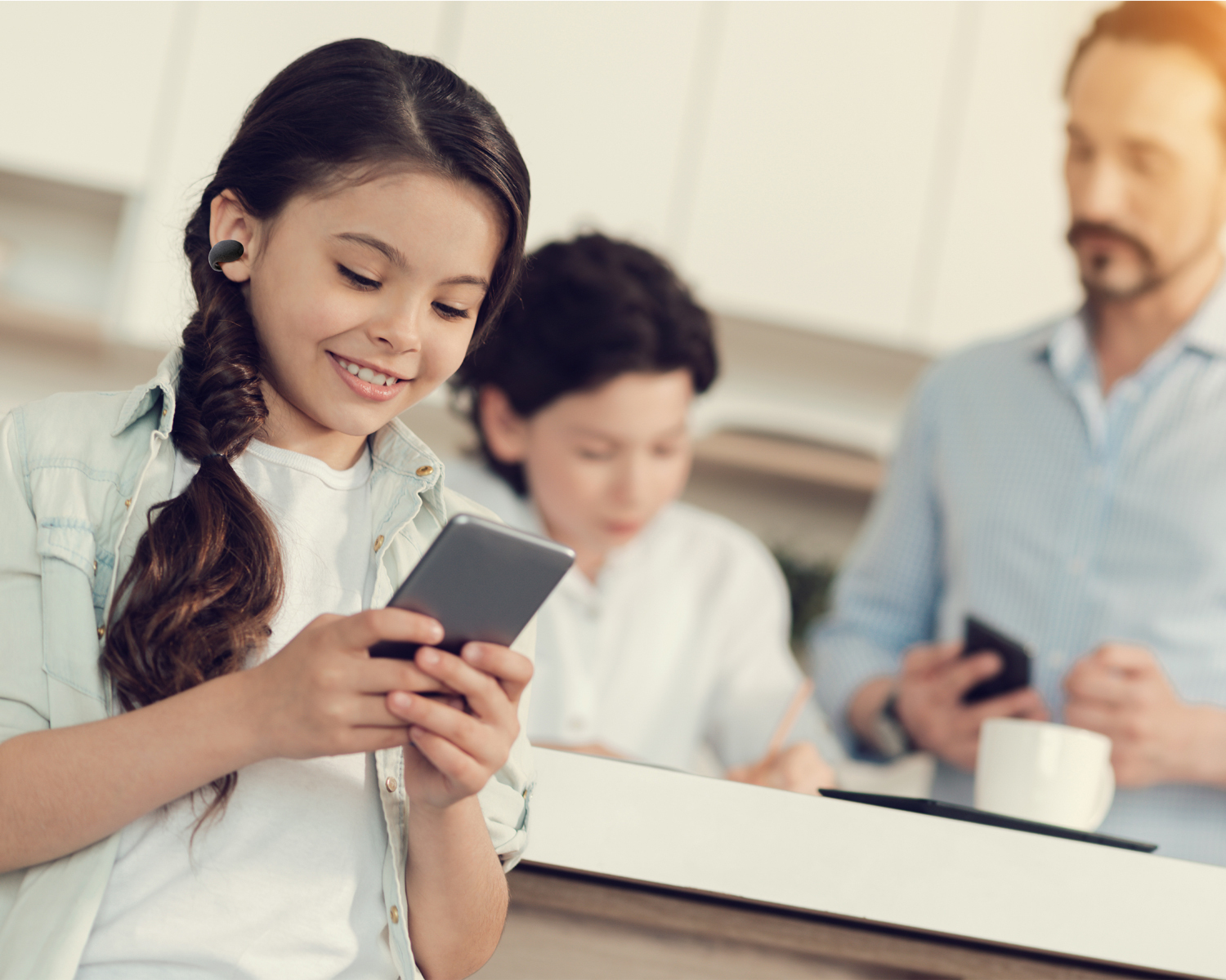 docomo select ワイヤレスイヤホン Ear Clip Pro ホワイト イヤーカフ