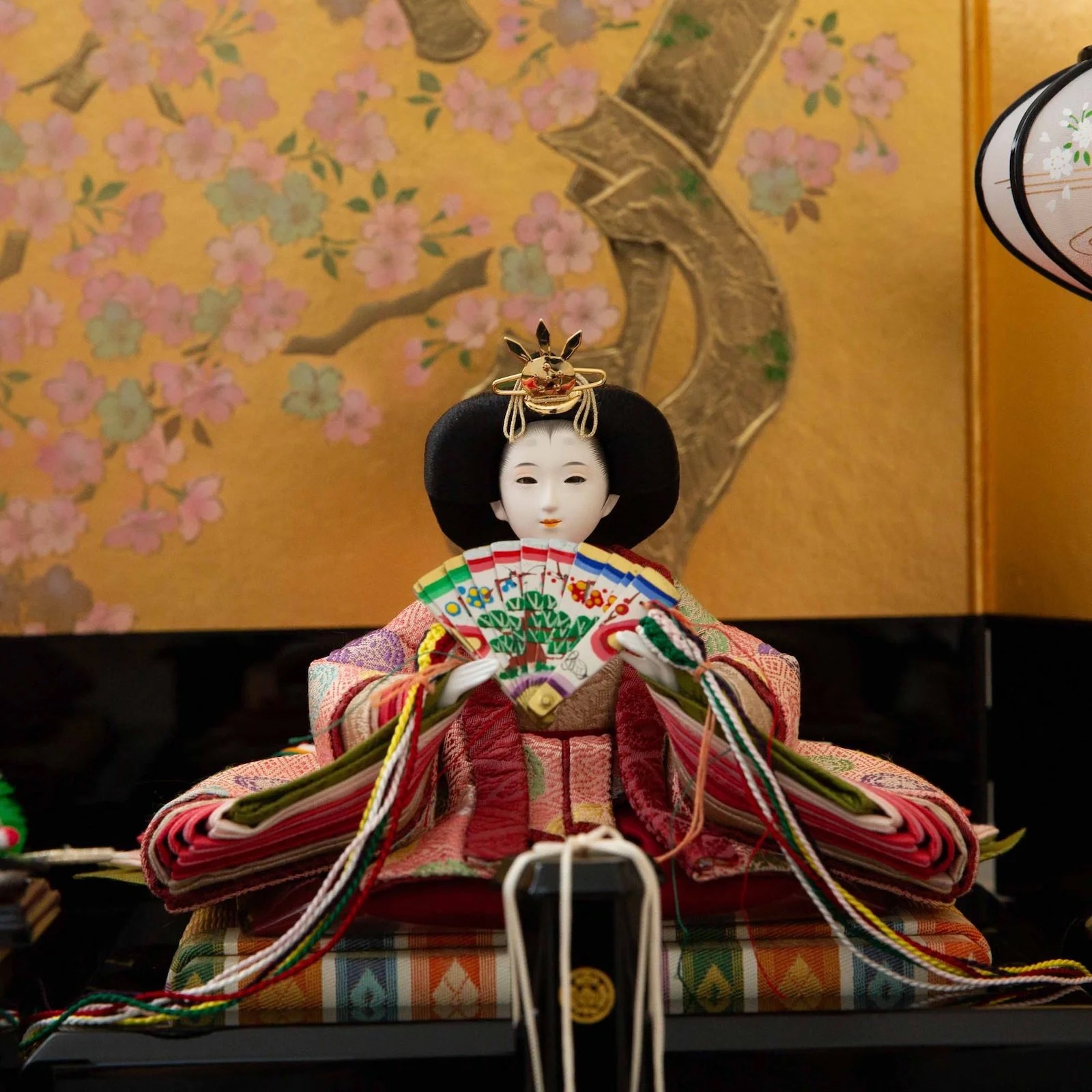 雛人形 清水久遊 ひいな 芥子(京十二) 手描き金屏風 正絹 : 人形の館