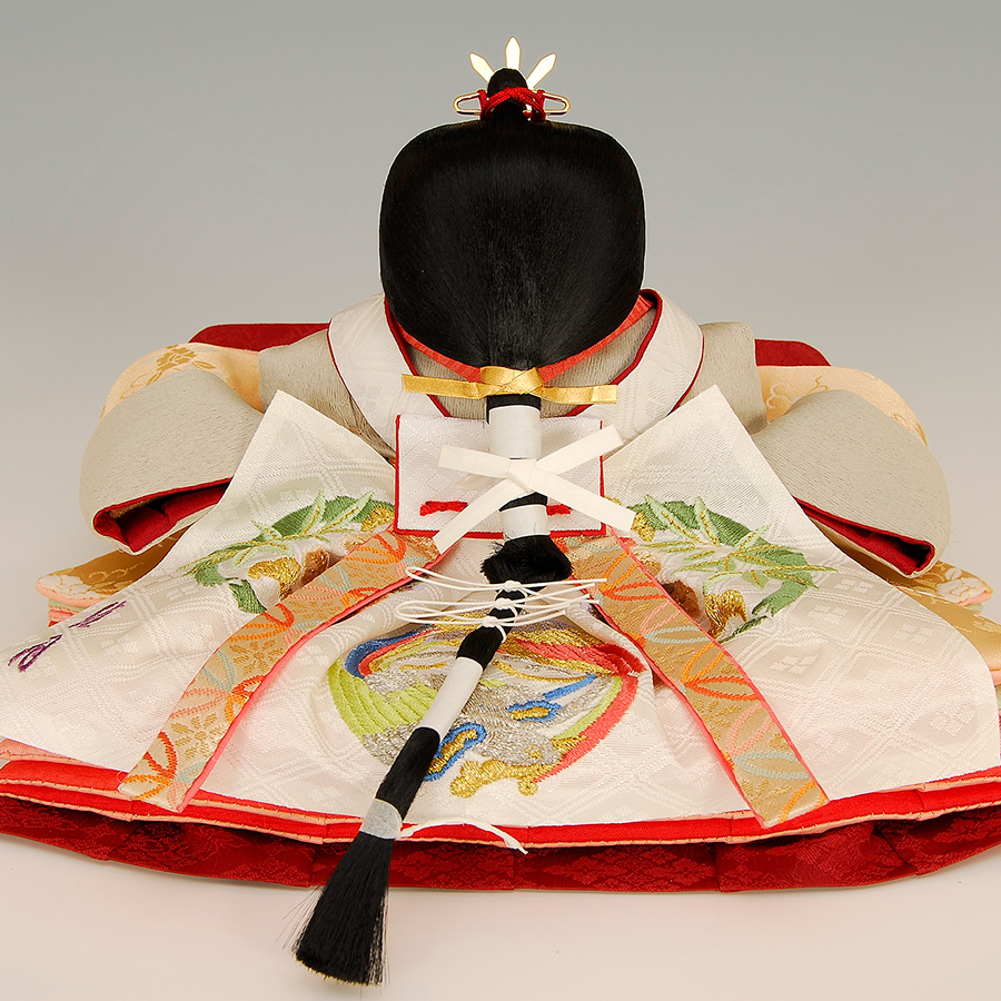 姫の衣裳 