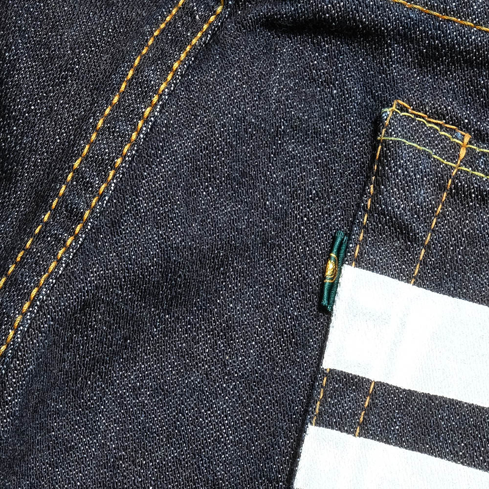 MOMOTARO JEANS 15周年記念モデル 15.7オンス ブロークンデニム ナロー