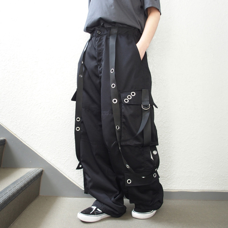 レフレム　カーゴパンツ　ブラック　スウェット　サスペンダー REFLEM（レフレム）の「3サスペンダージョグカーゴパンツ