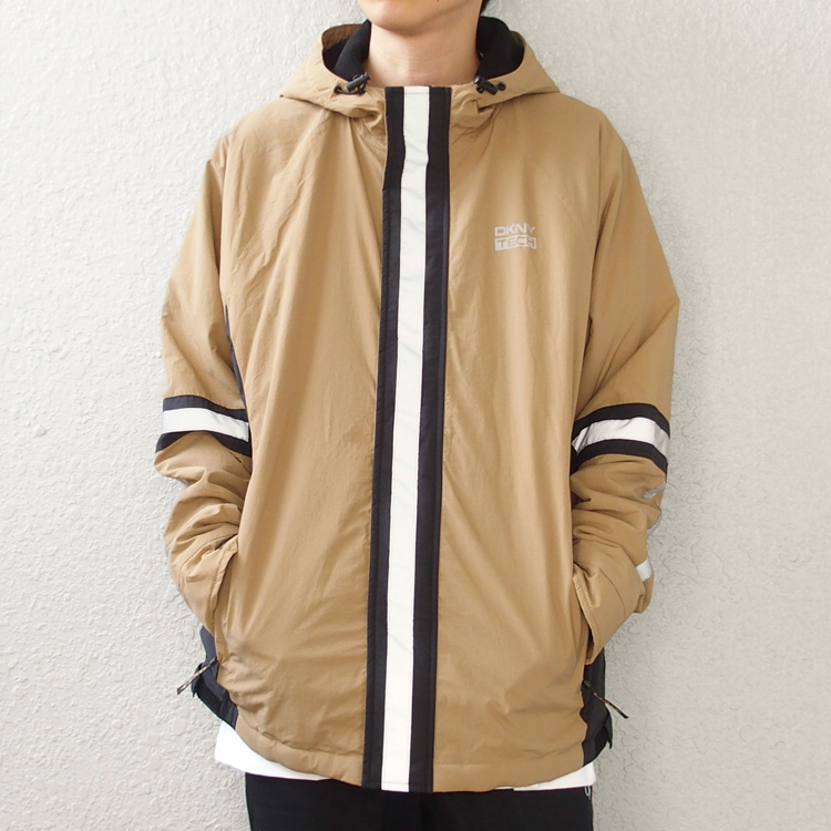 DKNY（ダナ・キャラン・ニューヨーク） ナイロン フード ジャケット