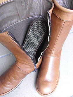 備長炭消臭中敷　チャコールインソール