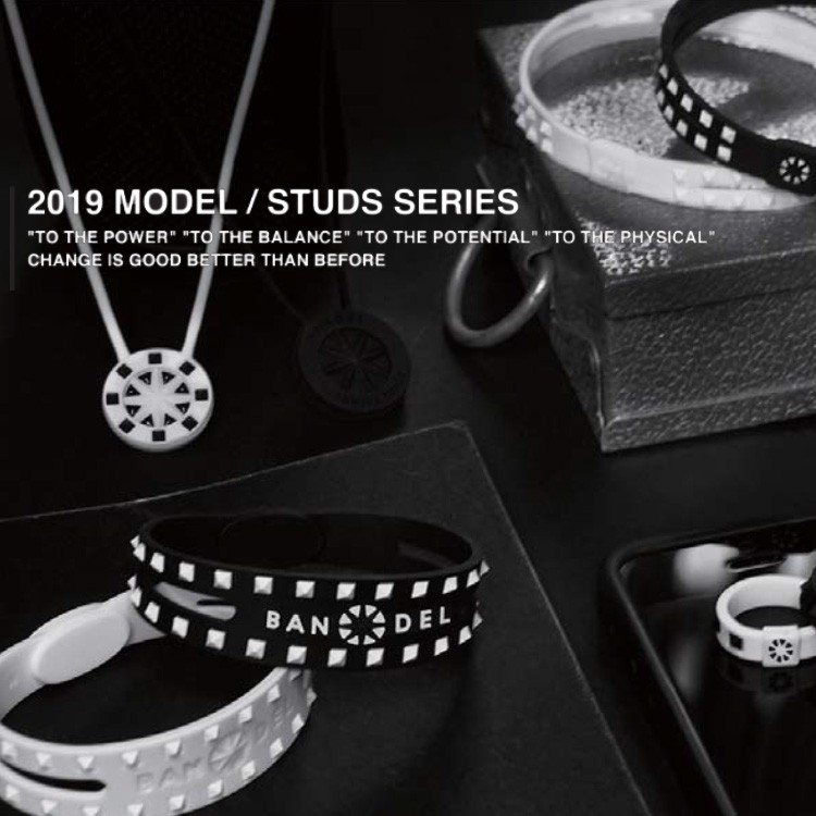 バンデル ブレスレット スタッズ BANDEL studs bracelet 2019年の新作