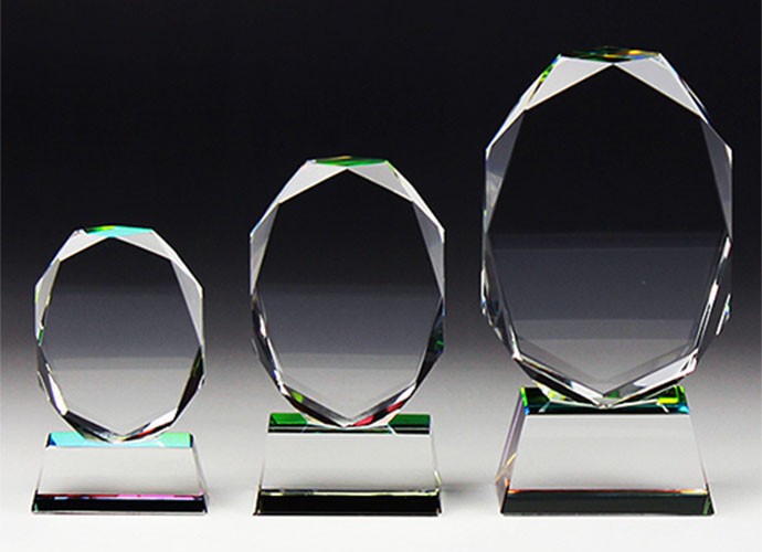 クリスタルトロフィー CR-16(小) : 名入れストラップの木札屋ヤフー店