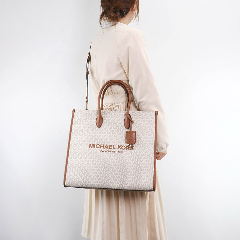 マイケルコース MICHAEL KORS バッグ トートバッグ 35F2G7ZT3B VANILLA 2way シグネチャー A4対応 アウトレット  レディース 新作 : 35f2g7zt3b-vanilla : HOMMAGE - 通販 - Yahoo!ショッピング