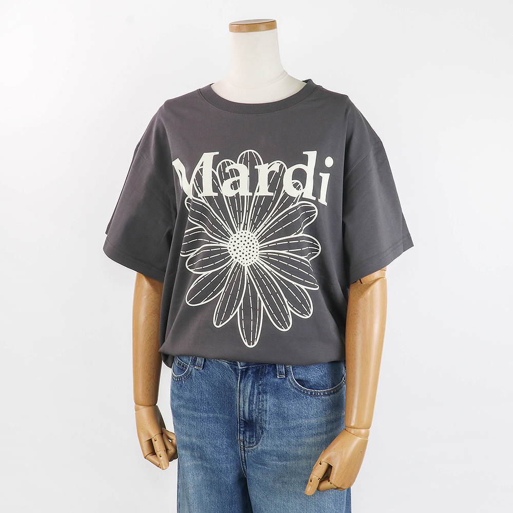 ko-mardi-t0001-chrivo_2.jpg