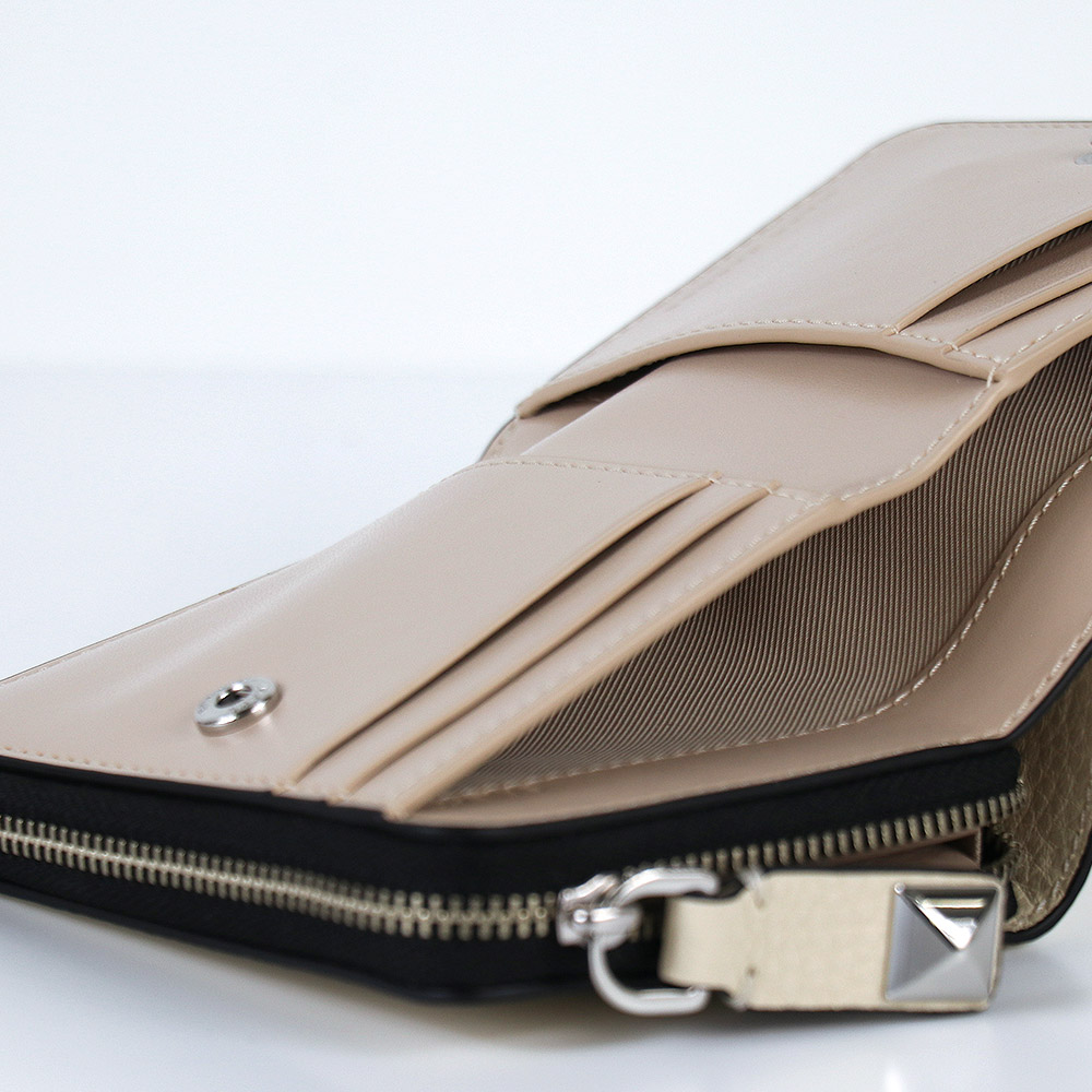 MARC JACOBS（マーク・ジェイコブス） 財布 二つ折り財布 4S5SMP078S01
