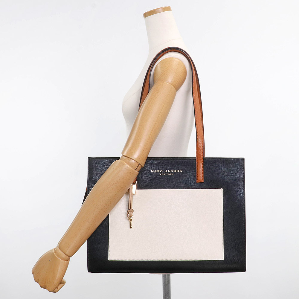 MARC JACOBS ワーク トートバッグ 通勤通学 A4対応 MARC JACOBS ワーク トートバッグ 通勤通学 A4対応 関税送料込 (MARC