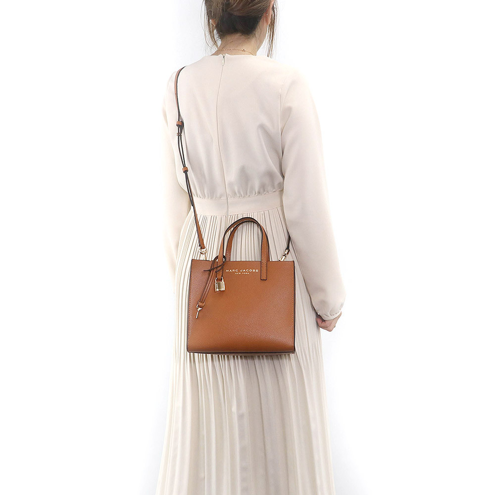新品❤️MARCJACOBSマークジェイコブス❤️通勤通学バッグ❤️定価86900‼️ 楽天市場】【未使用品】【バッグ】MARC BY MARCJACOBS マーク バイ