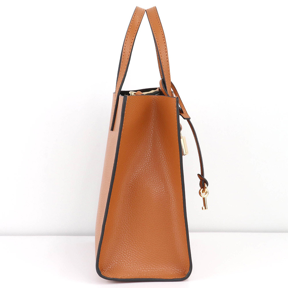 MARC JACOBS マークジェイコブス バッグ トートバッグ M0015685