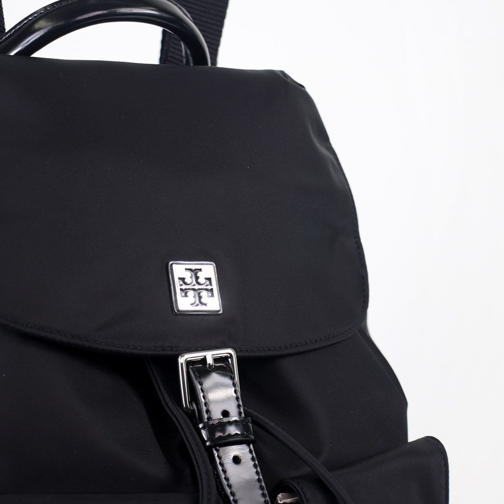 良品✨トリーバーチ リュック A4収納 多収納 軽量 ナイロン ブラック 黒 TORY BURCH（トリーバーチ） バッグ リュックサック 169165 001 旅行